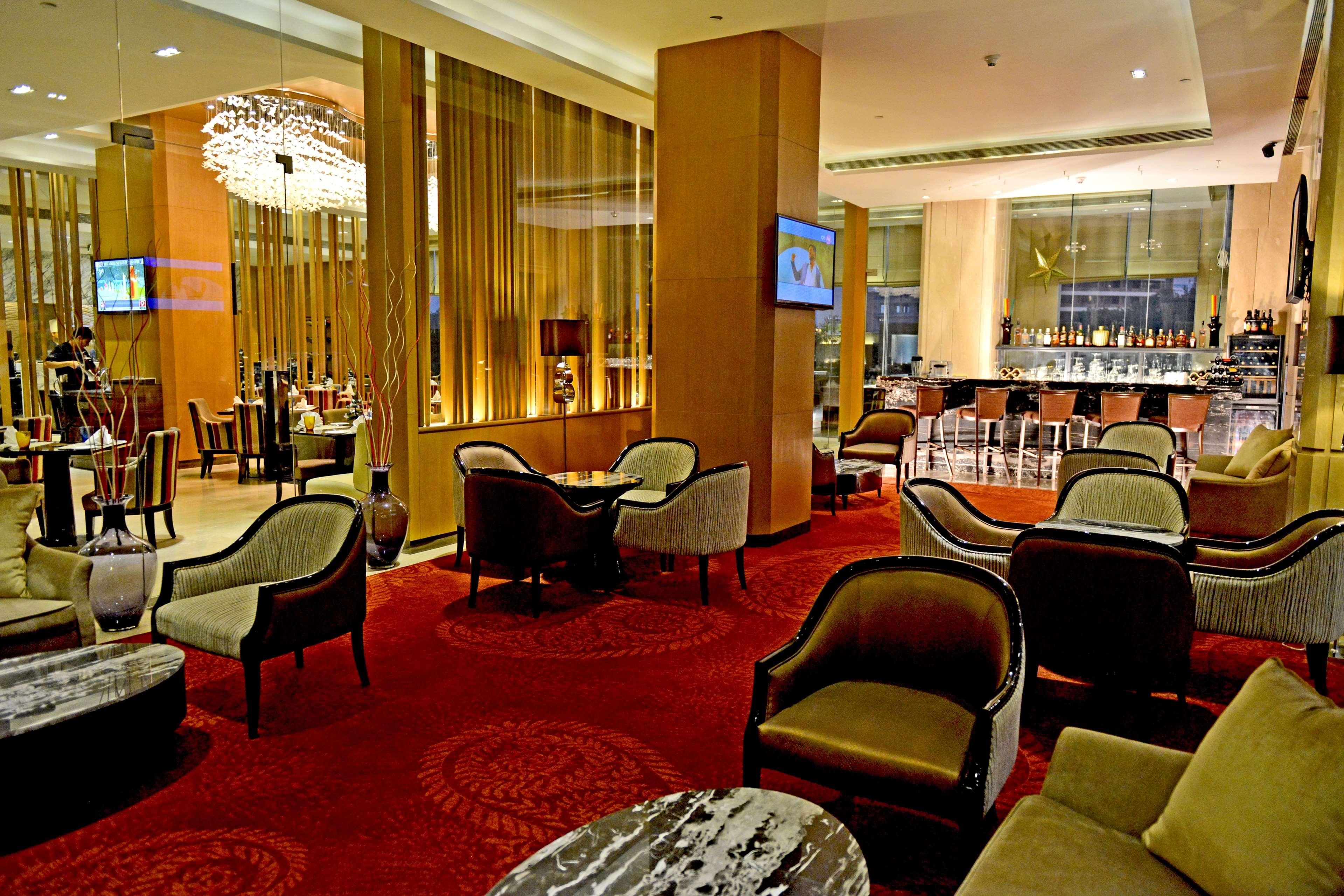 Radisson Blu Jaipur Hotell Restaurant bilde